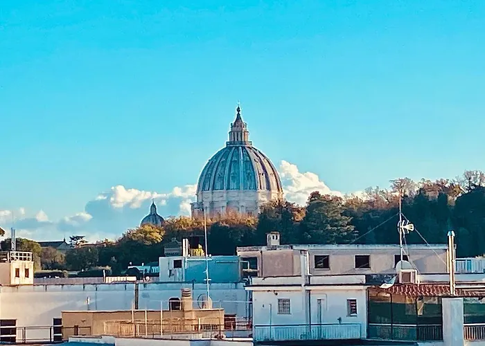 Vale Vatican Apartment